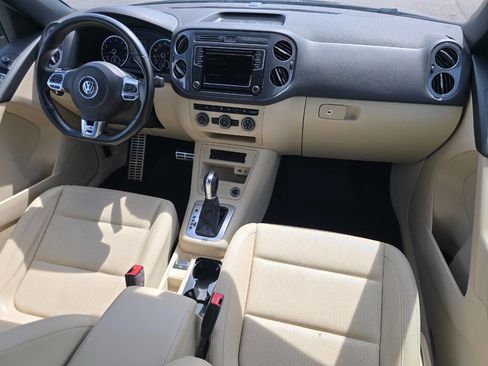 Used 2016 Volkswagen Tiguan R-Line image 14