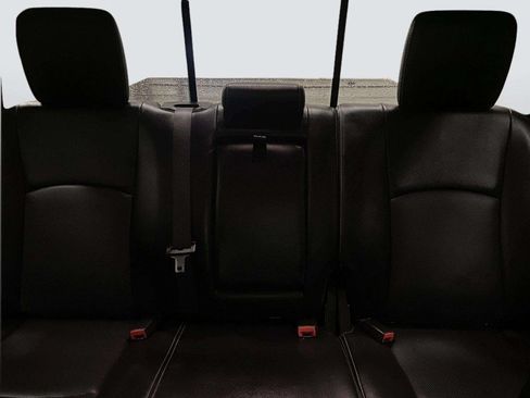 Used 2015 RAM 1500 Laramie w/ Convenience Group AWD/4WD image 31