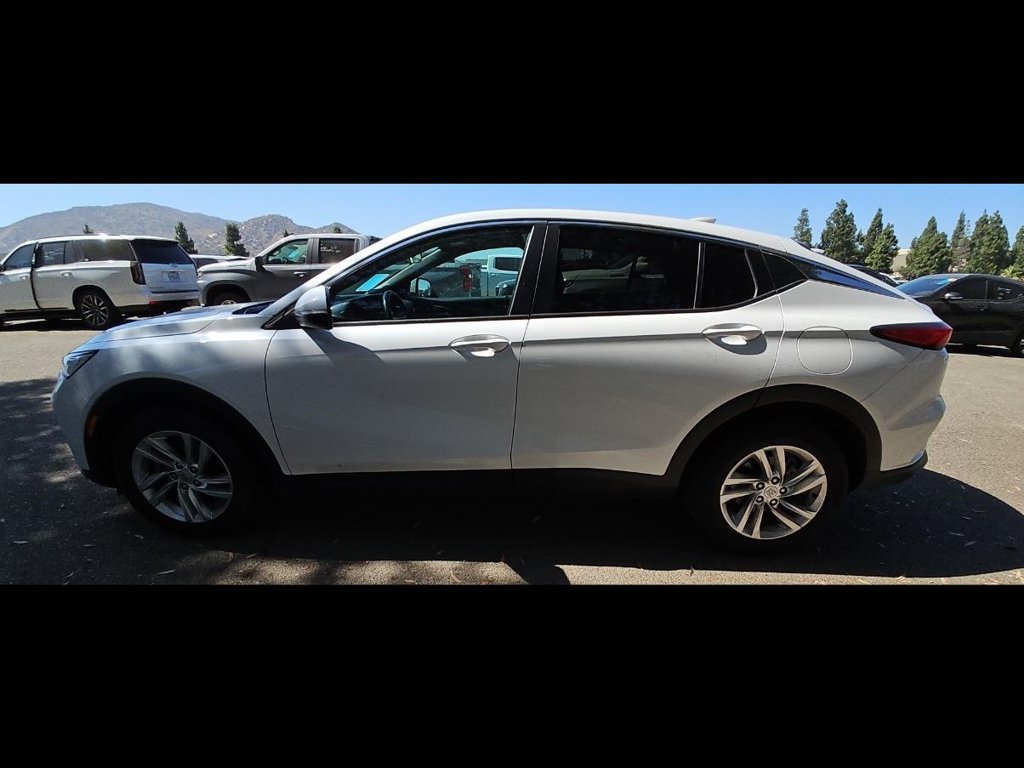 Used 2024 Buick Envista Preferred w/ Convenience I Package FWD image 6