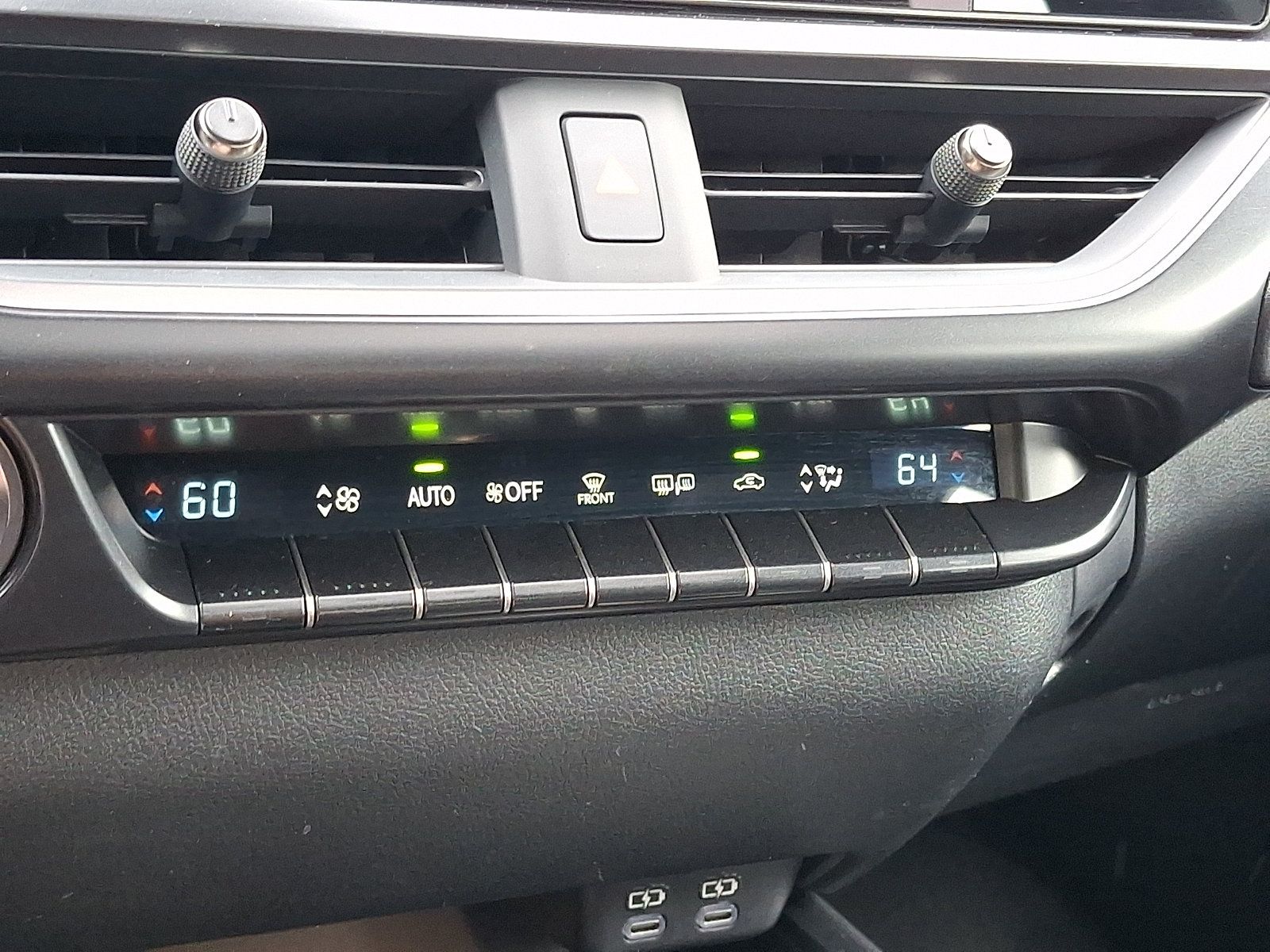 Certified 2025 Lexus UX 300h AWD w/ Accessory Package (Z1) image 17