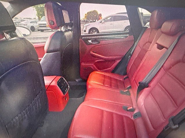 Used 2023 Porsche Macan GTS w/ Premium Package Plus AWD/4WD image 8