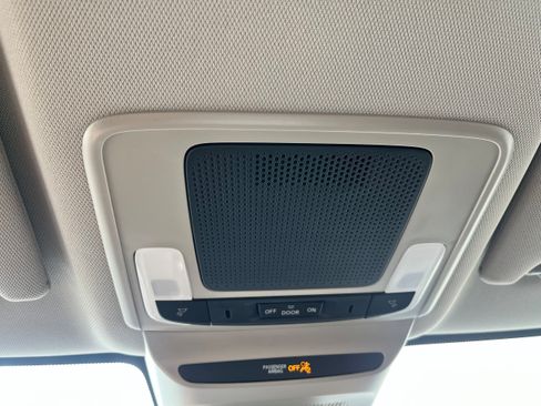 New 2027 Honda HR-V LX image 18