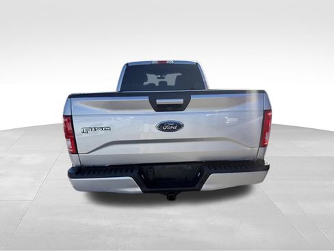 Used 2015 Ford F150 XLT w/ Equipment Group 301A Mid AWD/4WD image 4