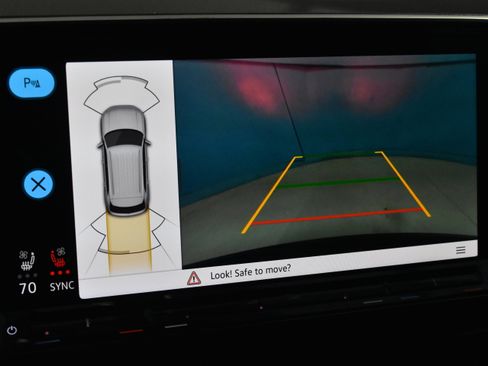 New 2026 Volkswagen Atlas Cross Sport SE image 8