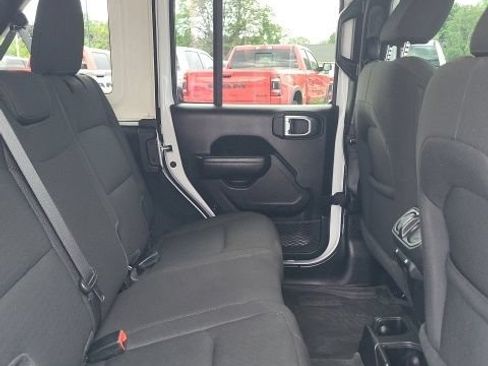 Used 2022 Jeep Wrangler Unlimited Sport AWD/4WD image 12