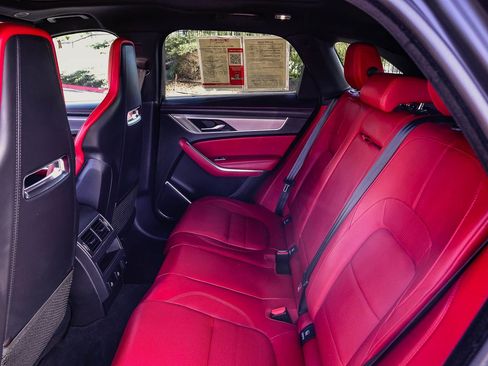 Used 2021 Jaguar F-PACE R-Dynamic S image 20