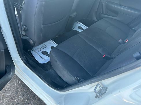 Used 2014 Chrysler 200 Touring image 9