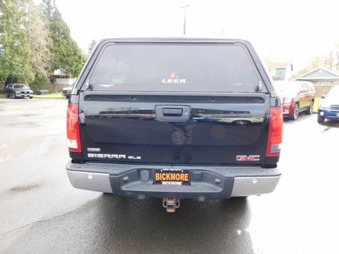 Used 2009 GMC Sierra 1500 SLE w/ Power Pack Plus AWD/4WD image 17