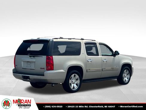 Used 2010 GMC Yukon XL SLT w/ Regional Value Package AWD/4WD image 5