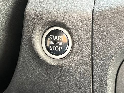 Used 2023 Nissan Frontier SV w/ Technology Package image 23