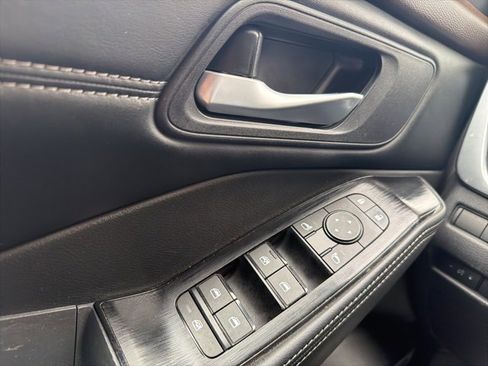 Certified 2023 Nissan Rogue SV w/ SV Premium B Package image 28