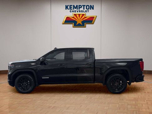 Used 2023 GMC Sierra 1500 Elevation RWD image 3