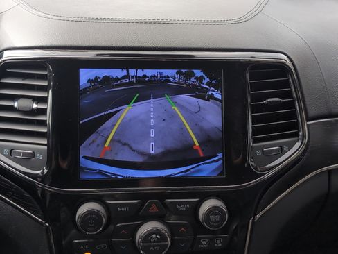 Used 2020 Jeep Grand Cherokee High Altitude image 25