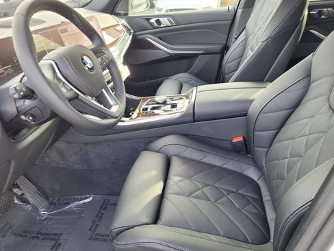 New 2026 BMW X5 xDrive40i w/ Premium Package image 16