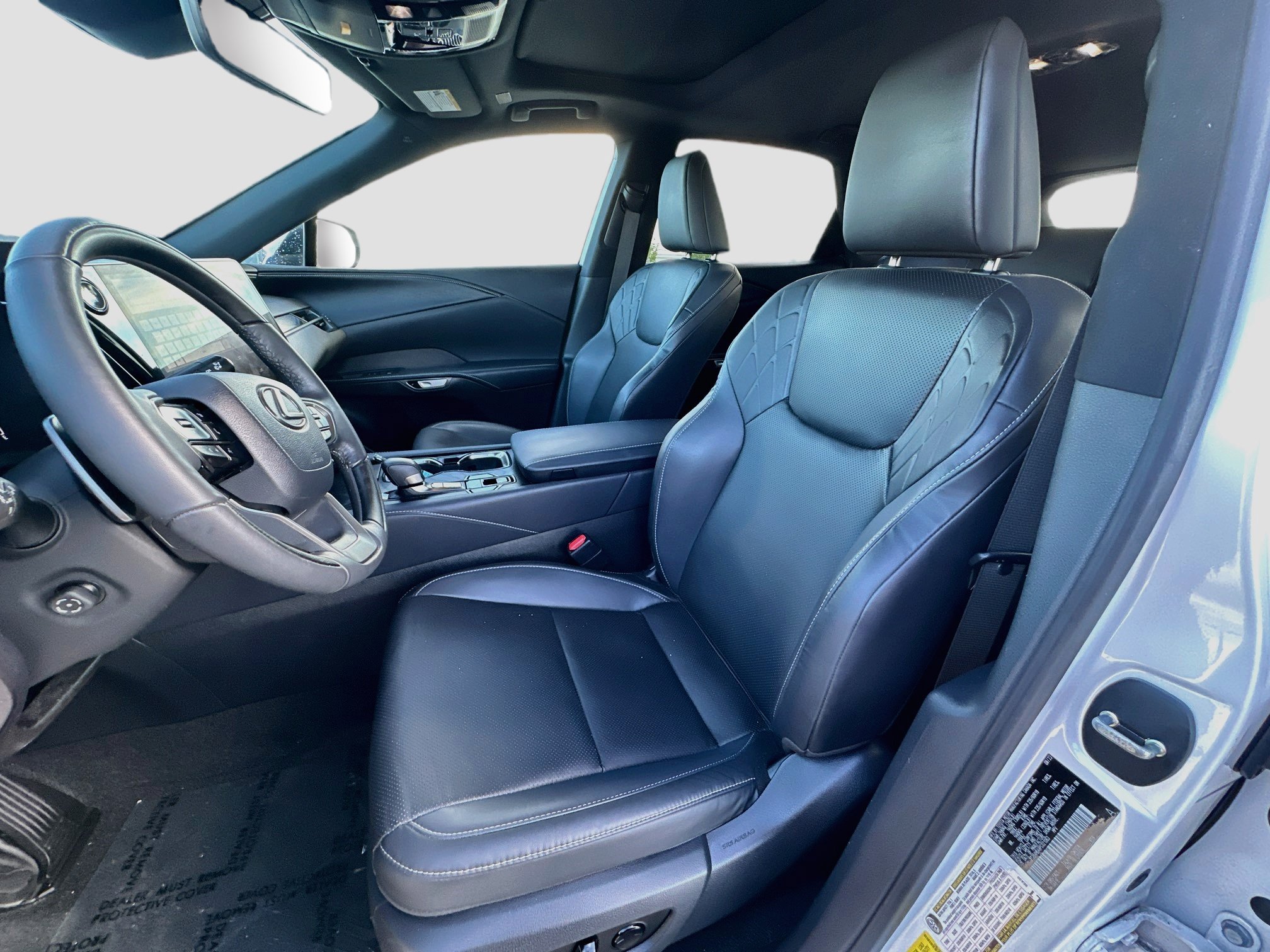 Used 2023 Lexus RX 350 Premium w/ Cold Area Package FWD image 21