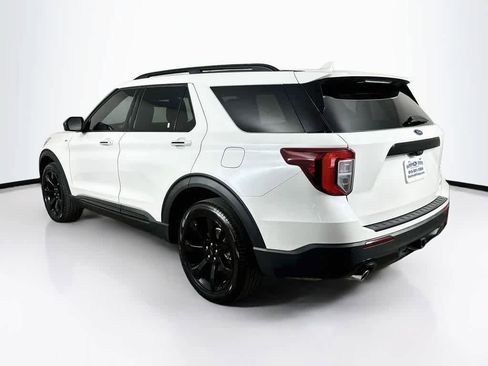 Used 2024 Ford Explorer ST-Line w/ Class IV Trailer Tow Package AWD/4WD image 4