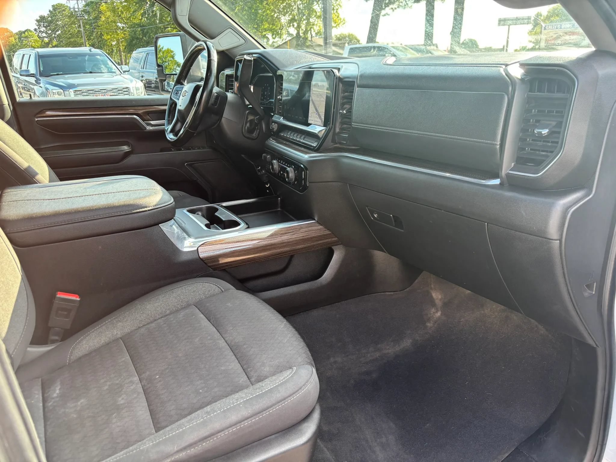 Used 2024 Chevrolet Silverado 3500 LT w/ Convenience Package AWD/4WD image 22