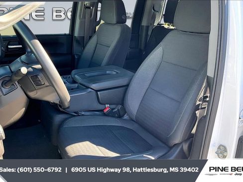 Used 2023 Chevrolet Silverado 2500 Custom w/ Gooseneck/5TH Wheel Package image 17