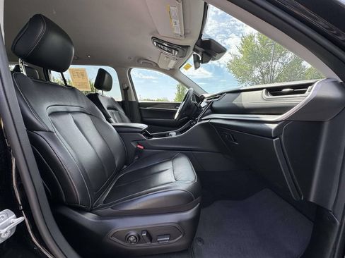 Used 2022 Jeep Grand Cherokee L Limited AWD/4WD image 15