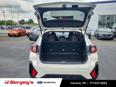 Used 2024 Subaru Crosstrek 2.0i Premium AWD/4WD image 12