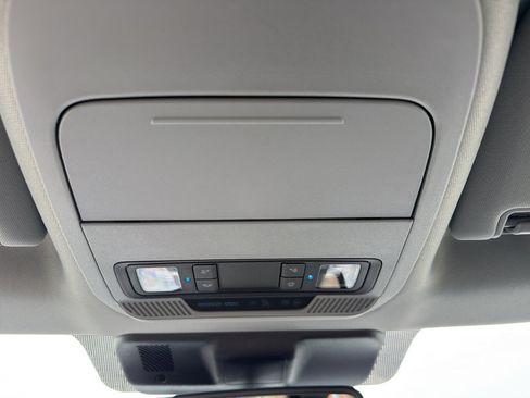 Used 2024 Ford F150 XLT AWD/4WD image 24