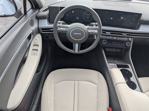 Used 2024 Hyundai Sonata SEL w/ Convenience Package image 14