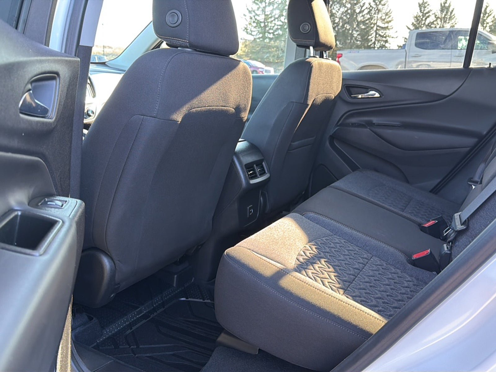 Used 2024 Chevrolet Equinox LT w/ LPO, Floor Liner Package AWD/4WD image 15
