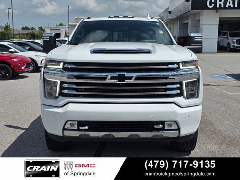 Used 2022 Chevrolet Silverado 2500 High Country w/ Z71 Off-Road Package AWD/4WD image 2