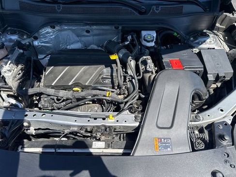 Used 2024 Chevrolet Trax LS FWD image 21