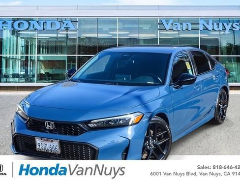 Used 2025 Honda Civic Sport image 1