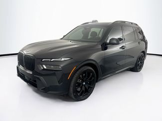 Used 2023 BMW X7 xDrive40i w/ M Sport Package AWD/4WD video 1