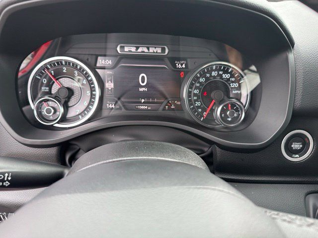 Used 2025 RAM 1500 Big Horn AWD/4WD image 25
