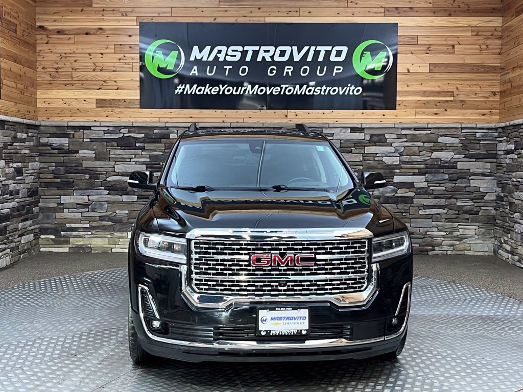 Used 2022 GMC Acadia Denali w/ Denali Technology Package AWD/4WD image 2