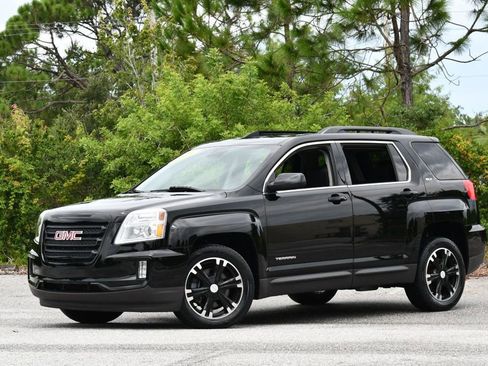 Used 2017 GMC Terrain SLT w/ Open Road Package image 22