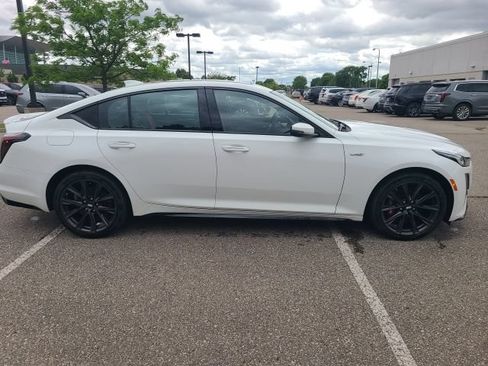 Used 2022 Cadillac CT5 V w/ Premium Package AWD/4WD image 9