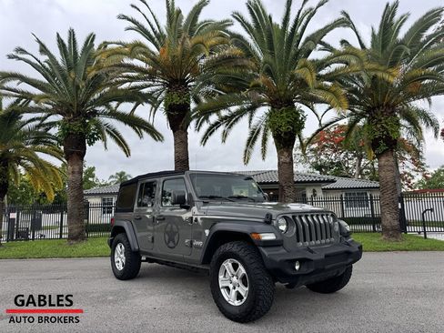 Used 2019 Jeep Wrangler Unlimited Sport S AWD/4WD image 1