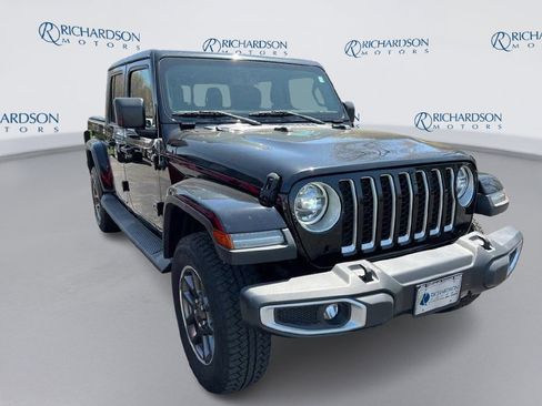 Certified 2020 Jeep Gladiator Overland image 3