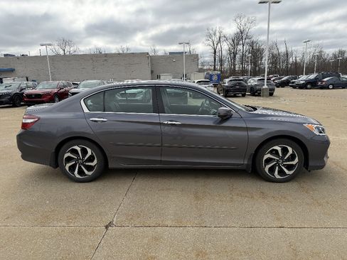 Used 2016 Honda Accord EX-L image 3