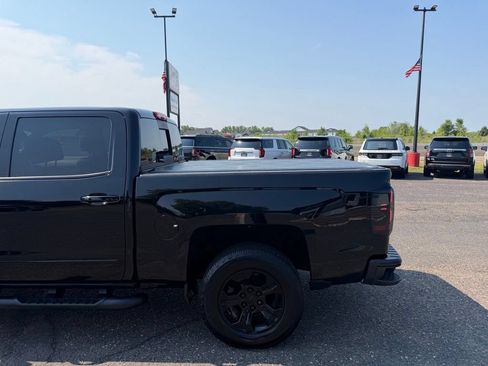 Used 2018 Chevrolet Silverado 1500 LTZ Z71 w/ LTZ Plus Package AWD/4WD image 8