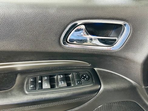 Used 2018 Dodge Durango SXT AWD/4WD image 22