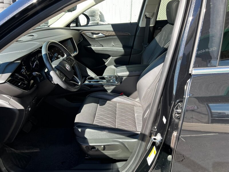 Used 2023 Buick Envision Avenir AWD/4WD image 15