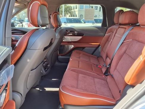 New 2025 Lincoln Nautilus Black Label w/ Jet Appearance Package image 13