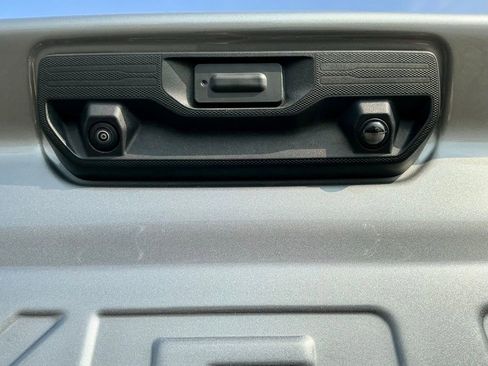 Used 2025 Chevrolet Silverado 1500 LTZ image 15