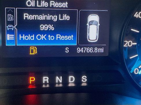 Used 2016 Ford Explorer FWD image 8