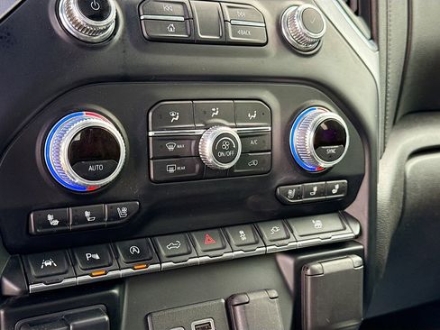 Used 2020 GMC Sierra 1500 SLT w/ SLT Premium Plus Package image 15