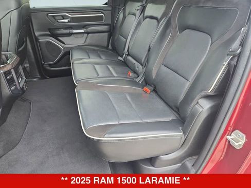 Used 2025 RAM 1500 Laramie AWD/4WD image 18