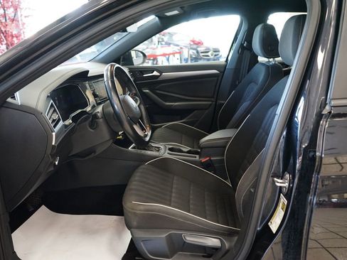 Used 2022 Volkswagen Jetta Sport FWD image 24