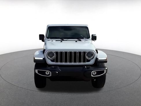 Used 2025 Jeep Wrangler Unlimited Sahara AWD/4WD image 4