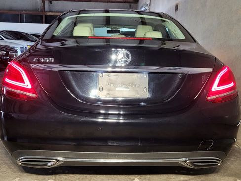 Used 2019 Mercedes-Benz C 300 Sedan image 9