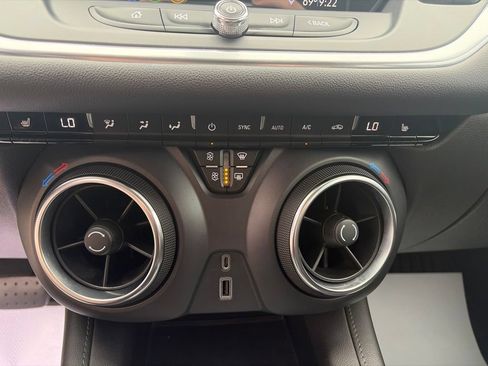Used 2020 Chevrolet Blazer LT w/ Redline Edition FWD image 19